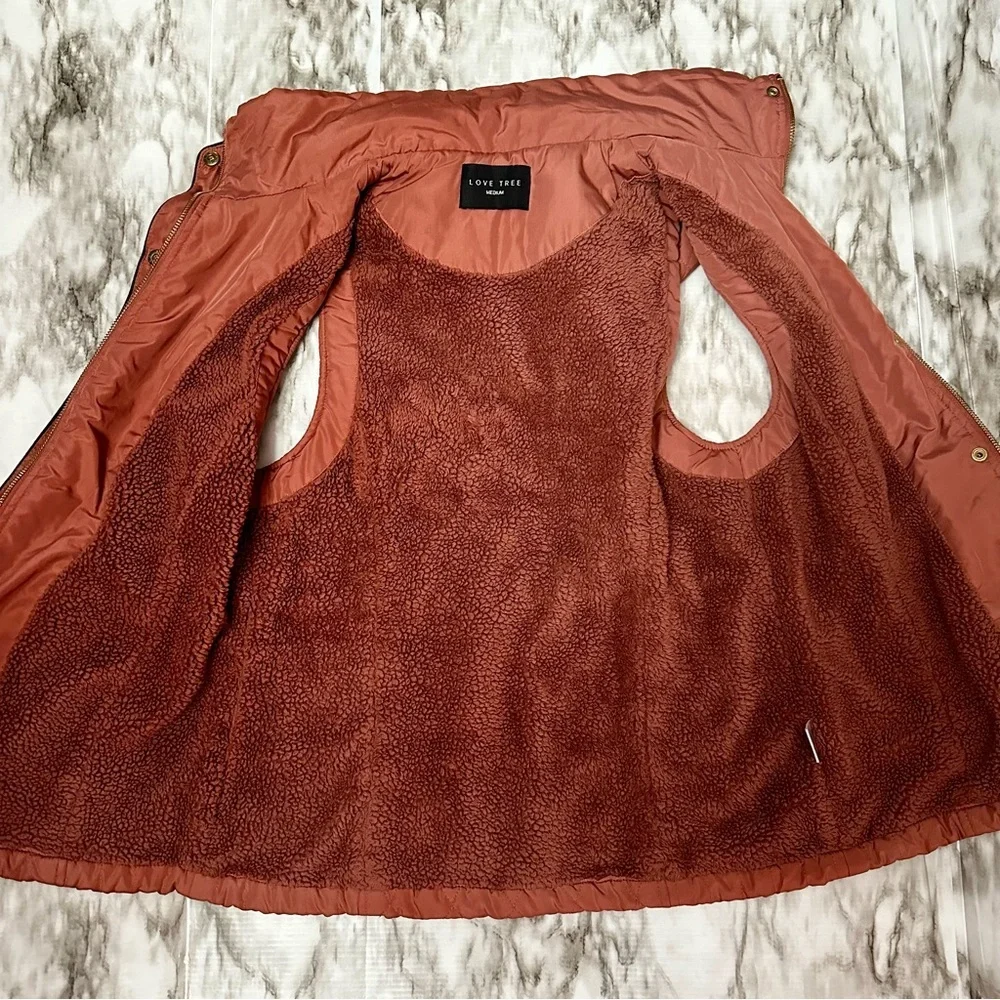 Love Tree Sz M Puffer Draw String Vest Gorpcore Crunchy Cozy Fall Pumpkin Patch
